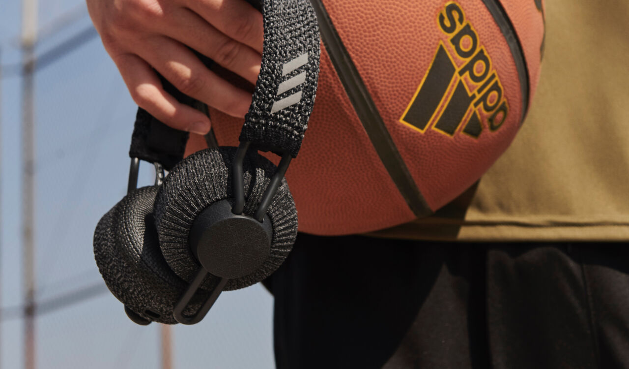Le casque Adidas RPT-01 adapté aux sportifs